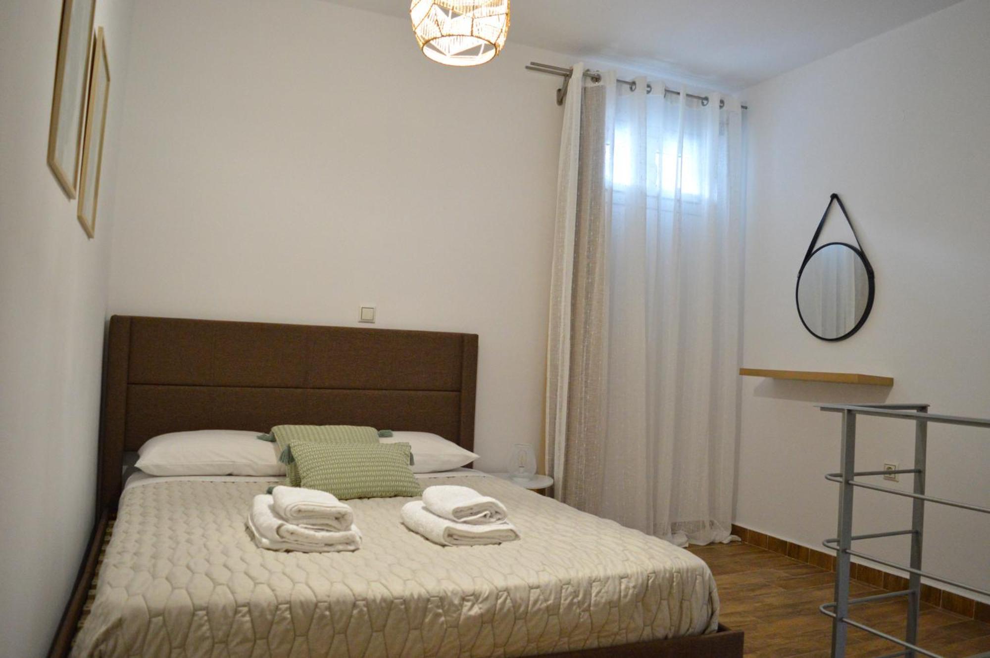 Sunshine House Apartment Ermoupoli Exterior foto