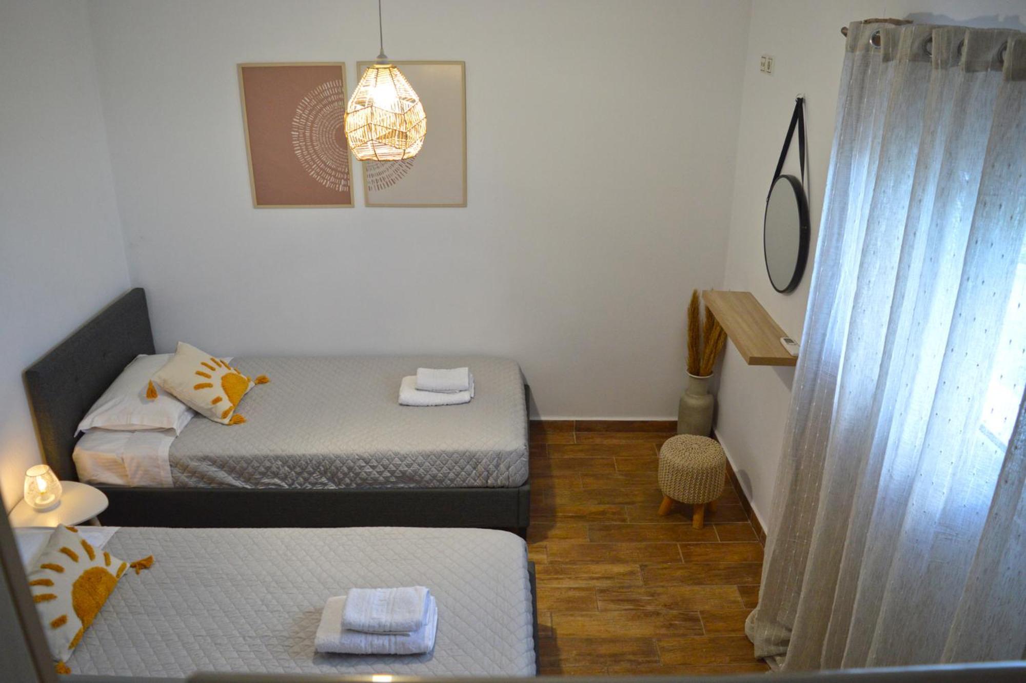 Sunshine House Apartment Ermoupoli Exterior foto